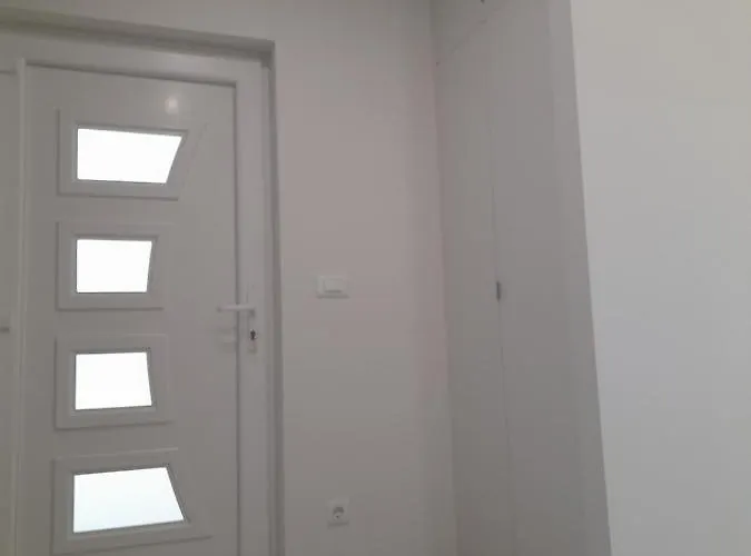 Kate Apartman