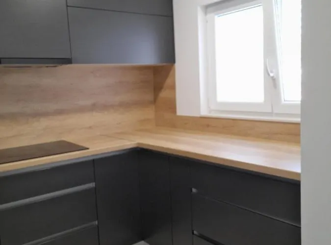 Kate Apartman